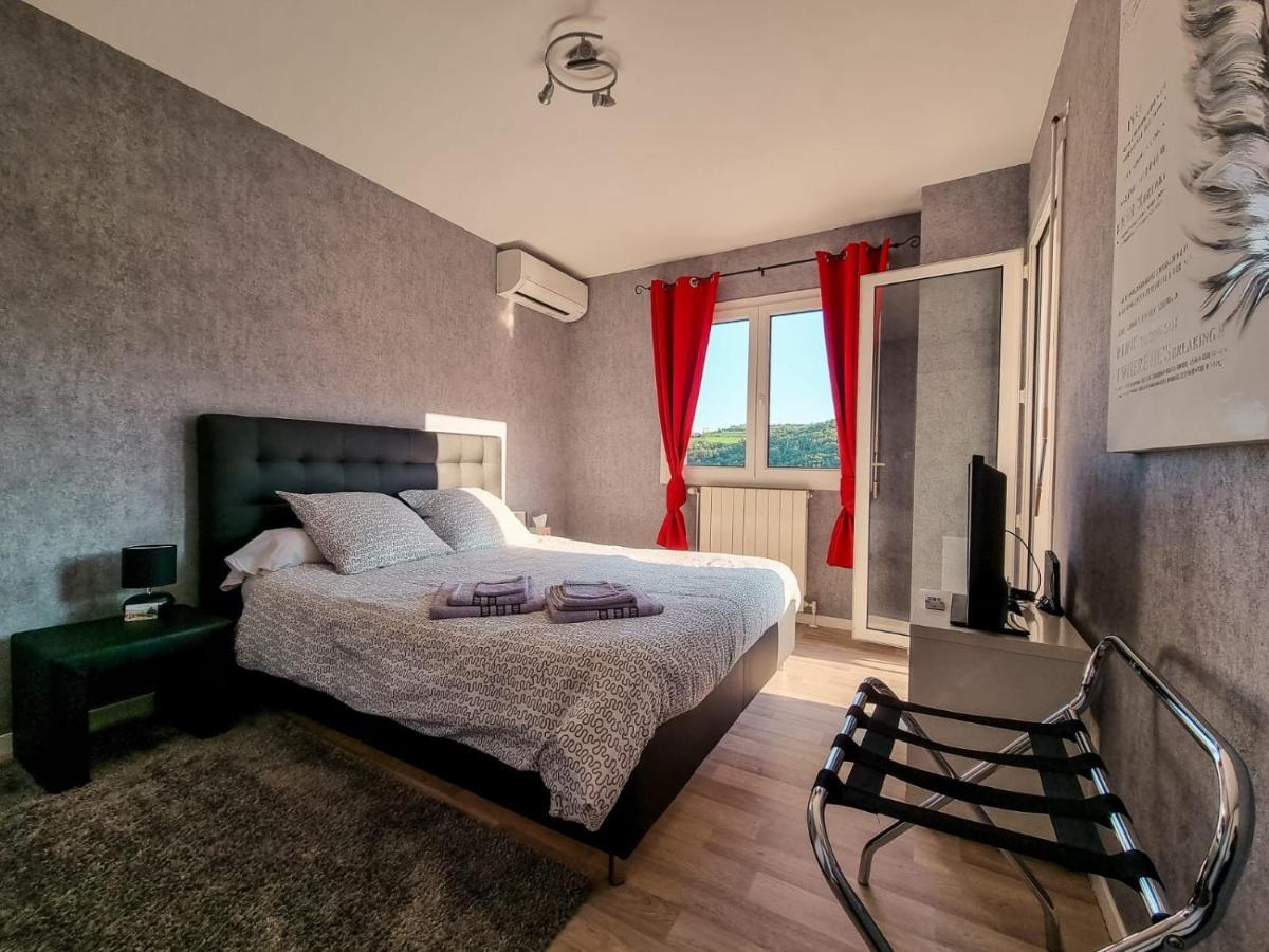 Wine Passion Panoramic Hotel Chavanay Eksteriør billede